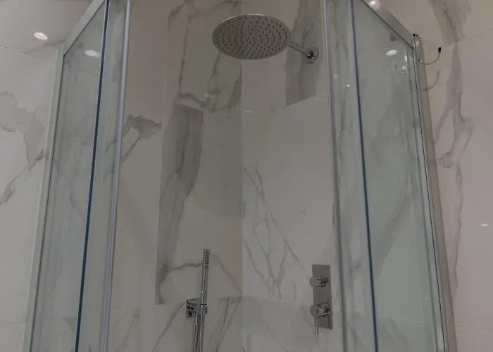 Apartment Prestige Via Roma By Wonderful Italy