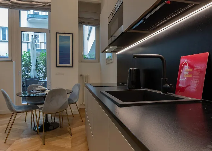 Apartment Prestige Via Roma By Wonderful Italy *