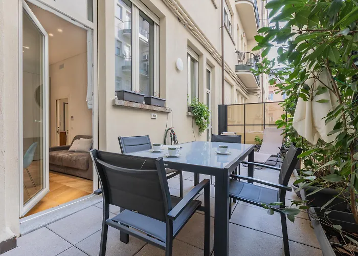 Apartment Prestige Via Roma By Wonderful Italy